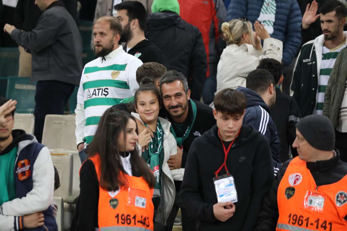 (FOTO GALERİ) Bursaspor-Menemen FK Taraftar Fotoğrafları-2