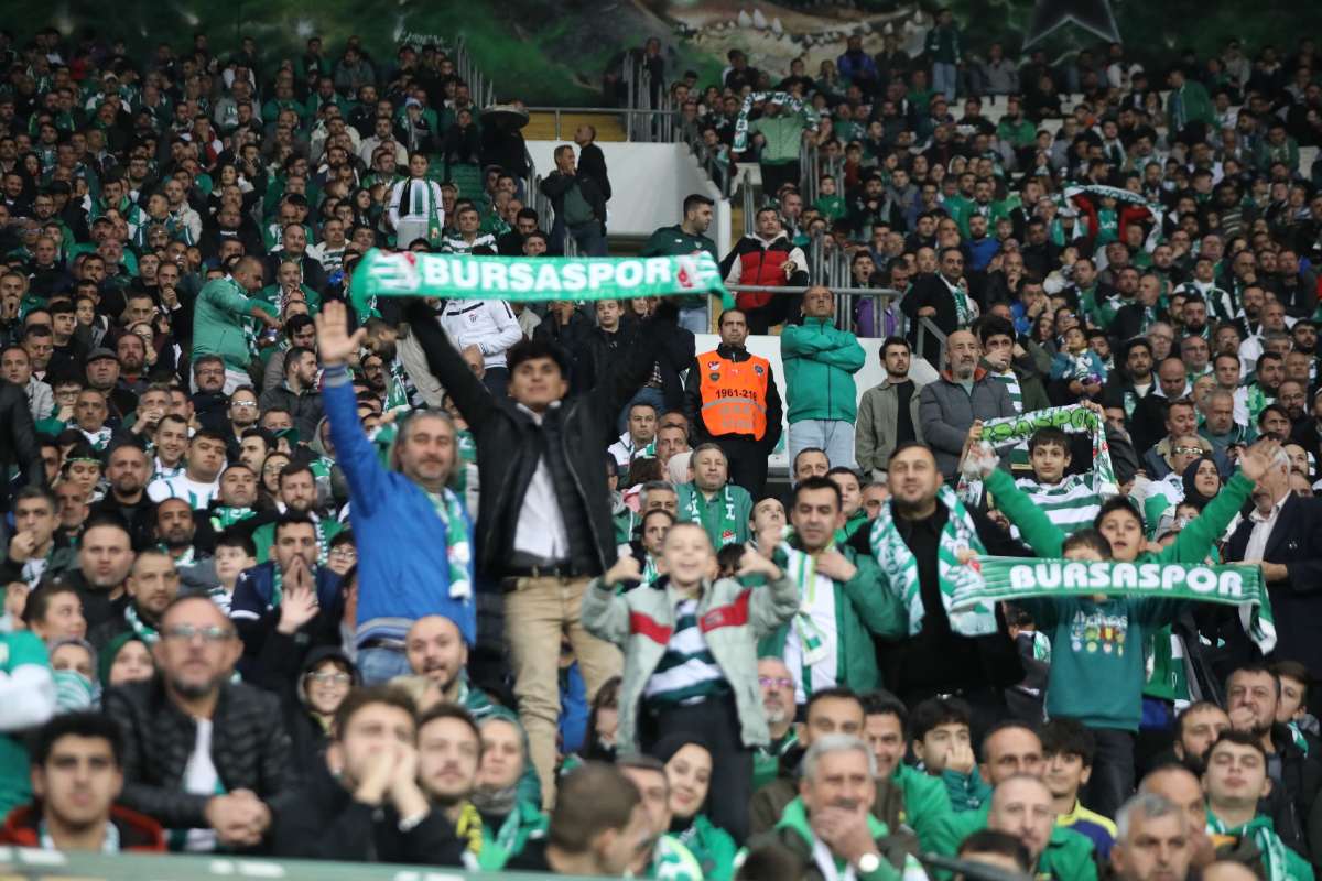 (FOTO GALERİ) Bursaspor-Menemen FK Taraftar Fotoğrafları-2