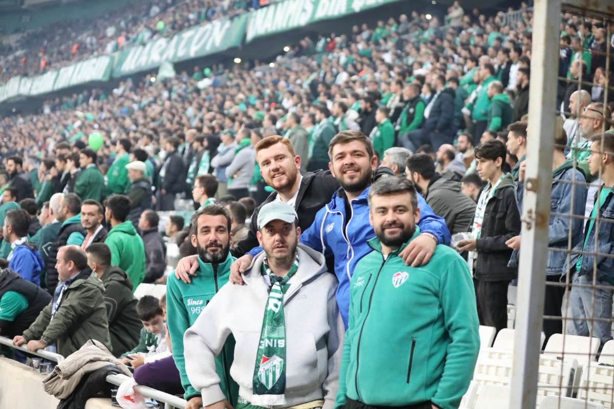 (FOTO GALERİ) Bursaspor-Menemen FK Taraftar Fotoğrafları-2