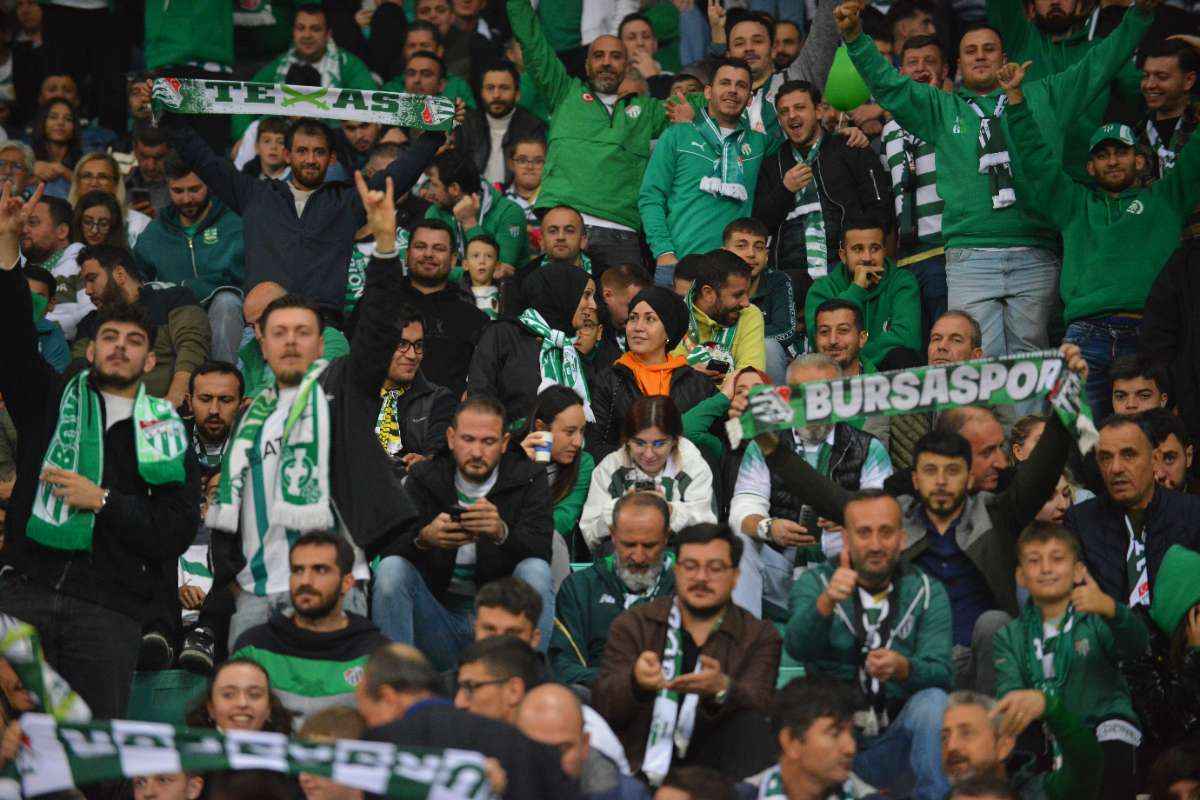 (FOTO GALERİ) Bursaspor-Menemen FK Taraftar Fotoğrafları-3