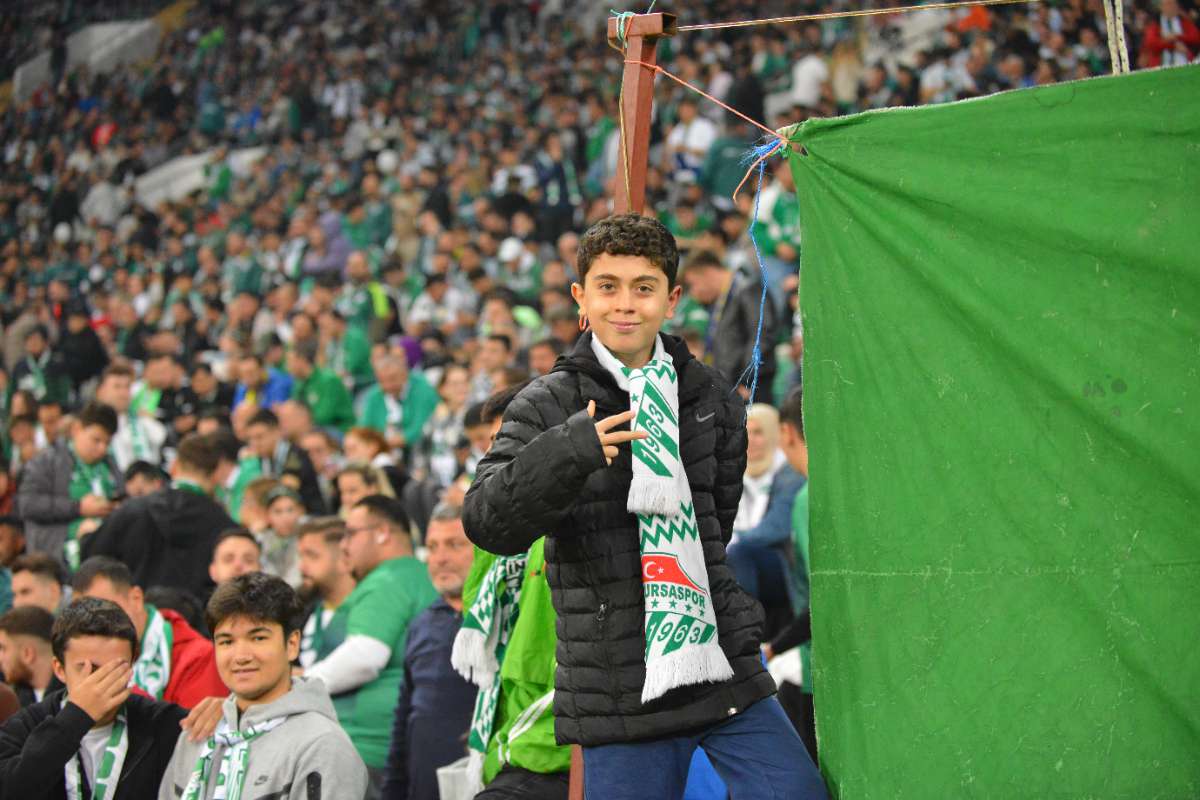(FOTO GALERİ) Bursaspor-Menemen FK Taraftar Fotoğrafları-3