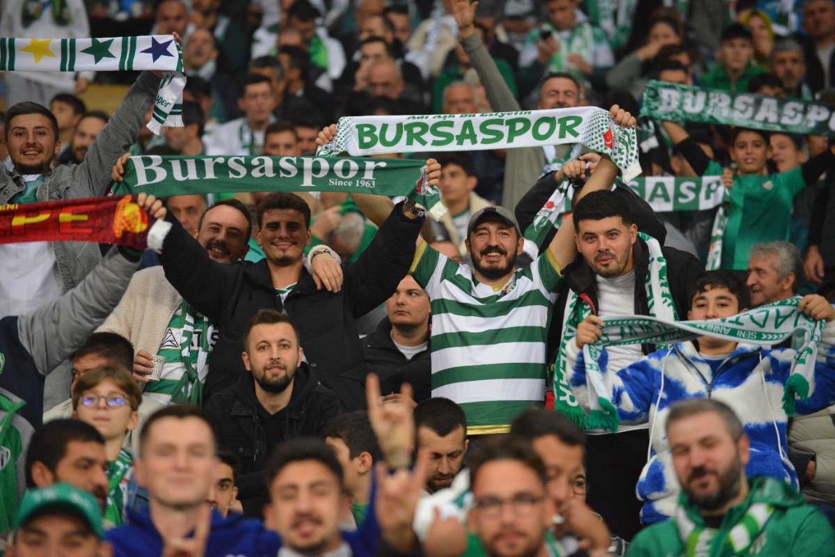 (FOTO GALERİ) Bursaspor-Menemen FK Taraftar Fotoğrafları-3