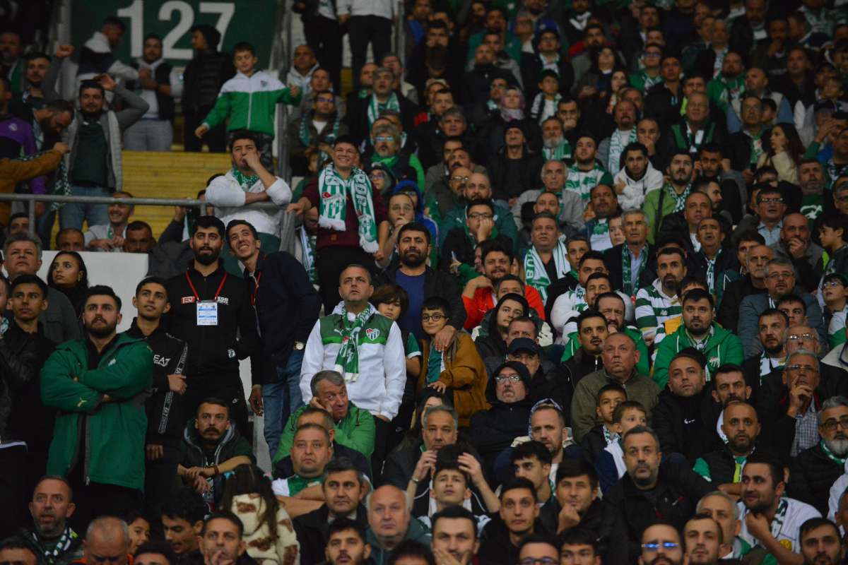 (FOTO GALERİ) Bursaspor-Menemen FK Taraftar Fotoğrafları-3