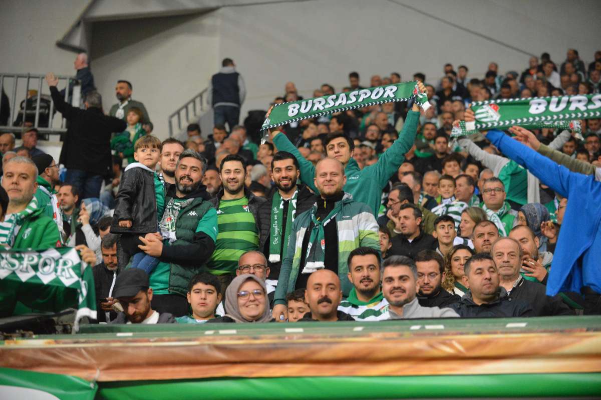 (FOTO GALERİ) Bursaspor-Menemen FK Taraftar Fotoğrafları-3