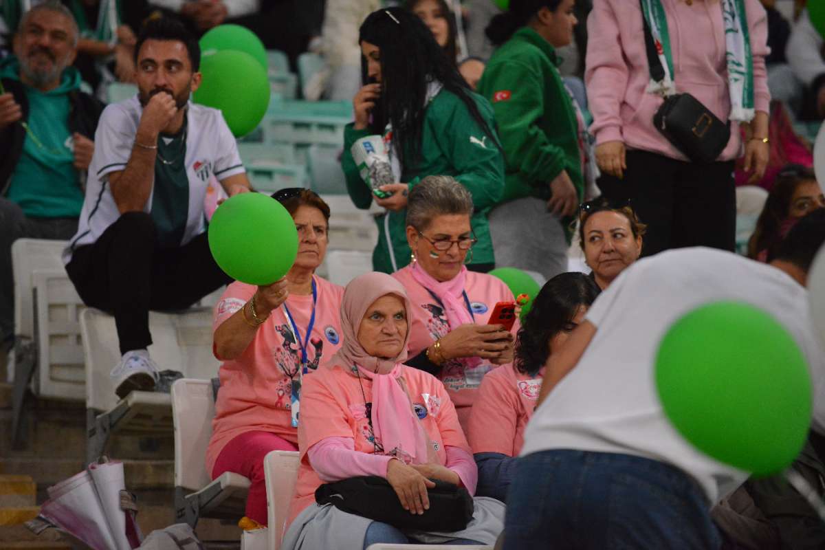 (FOTO GALERİ) Bursaspor-Menemen FK Taraftar Fotoğrafları-3