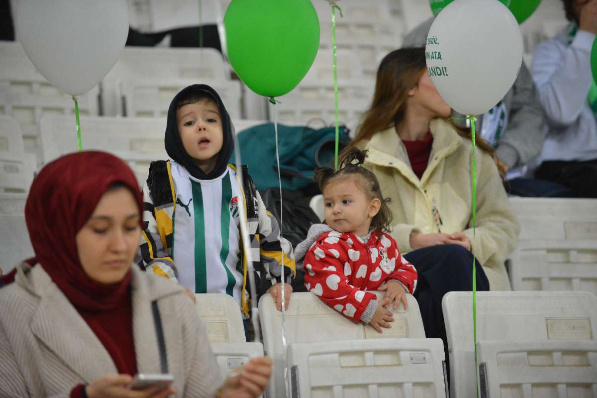 (FOTO GALERİ) Bursaspor-Menemen FK Taraftar Fotoğrafları-3