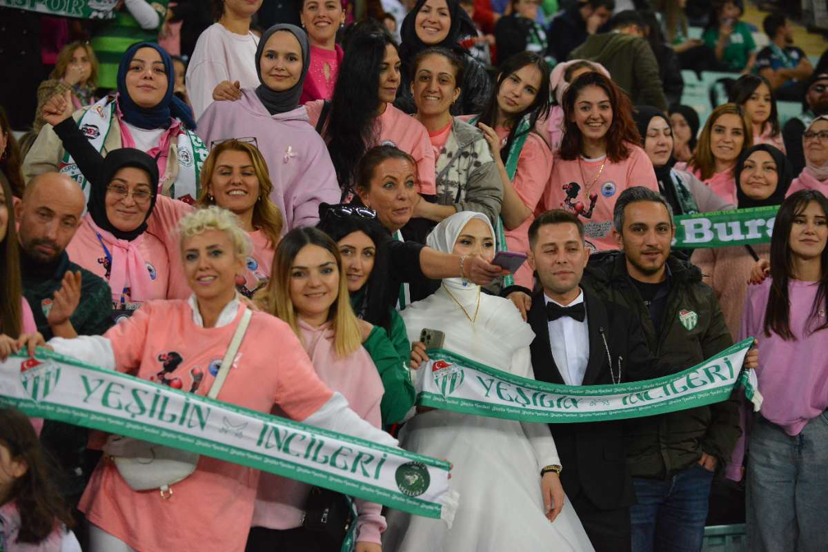 (FOTO GALERİ) Bursaspor-Menemen FK Taraftar Fotoğrafları-3