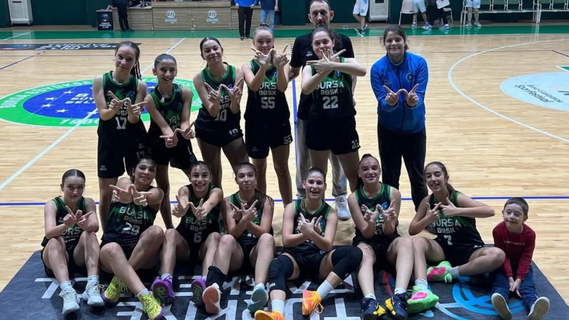 Bursa Büyükşehir Belediyespor U16 takımı galibiyetle başladı