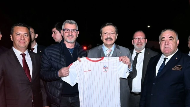 Hisarcıklıoğlu’ndan Gemlikspor’a Togg desteği sözü