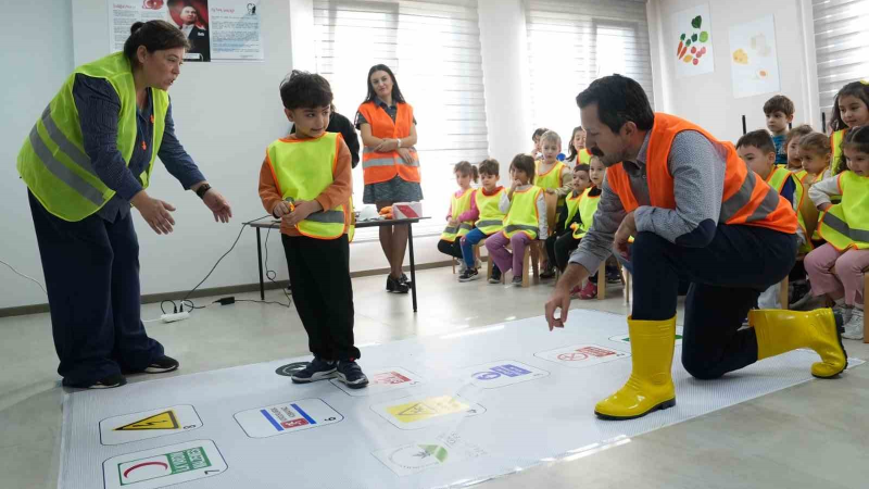 Osmangazi’nin Minikleri Güvenliği Öğreniyor