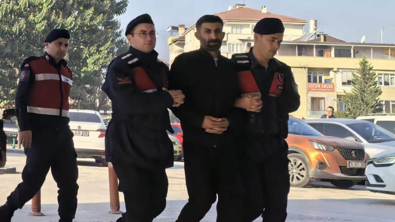 Uyuşturucu taciri kıskıvrak yakalandı