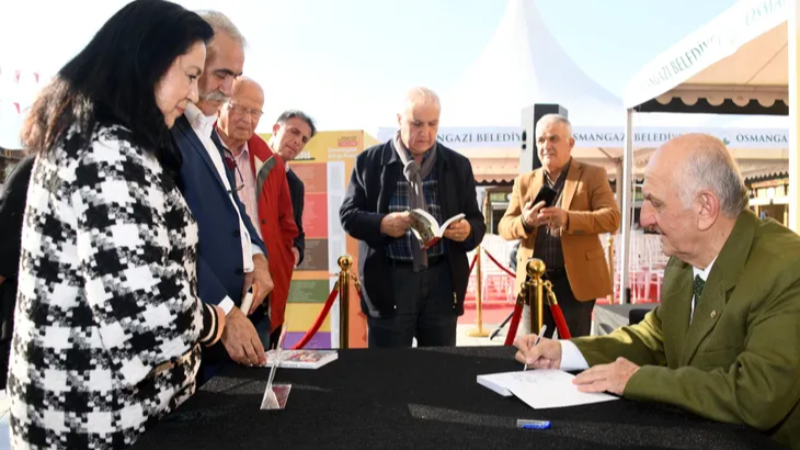 Osmangazi edebiyat ile nefes alıyor