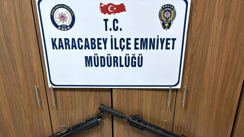 Karacabey’de ruhsatsız silah operasyonu