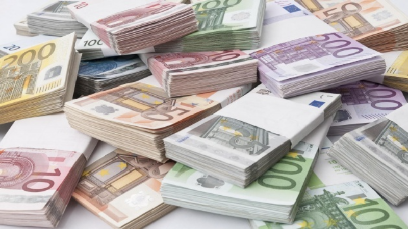 Serbest piyasada döviz fiyatları