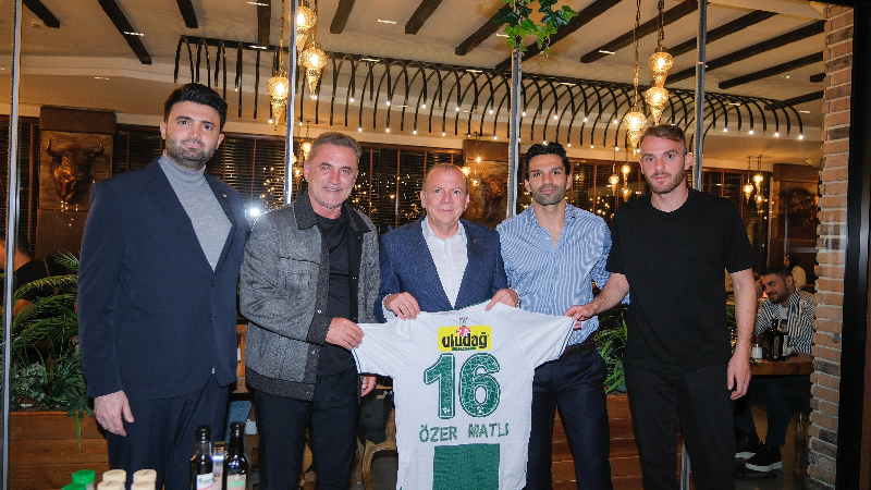Bursaspor, Matlı ailesinin ev sahipliğinde yemekte buluştu