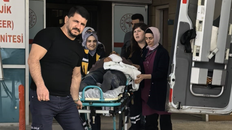 Elini makinaya kaptıran işçi yaralandı