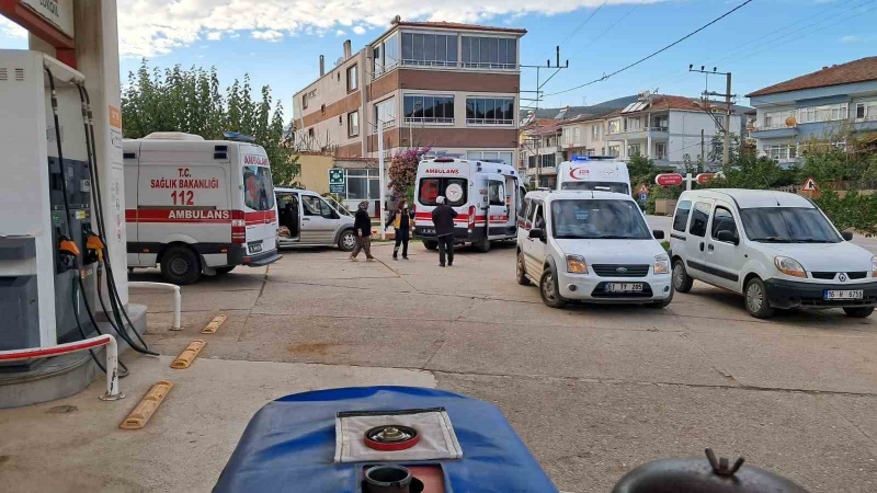 İznik’te 8 işçi tavuklu pilavdan zehirlendi