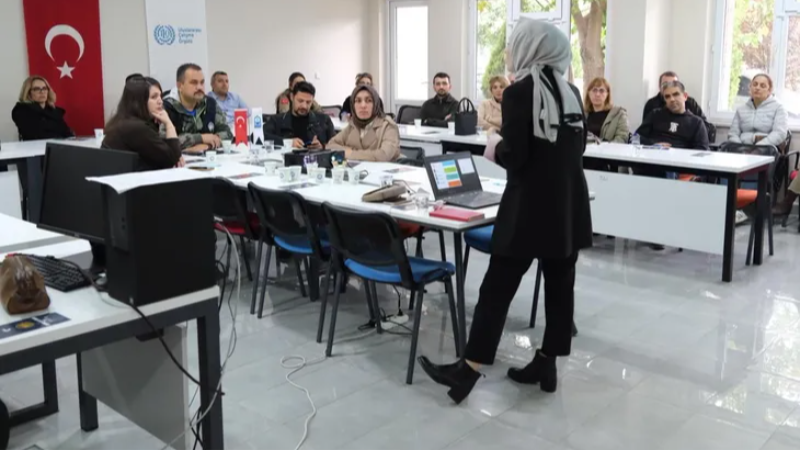 Yıldırım'da 'şiddete karşı' hizmet içi farkındalık