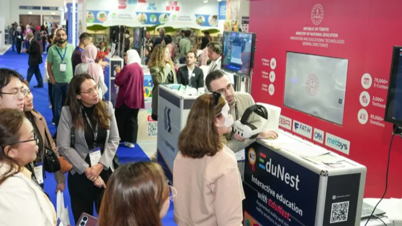 Türkiye'nin eğitim teknolojileri Dubai'de tanıtıldı