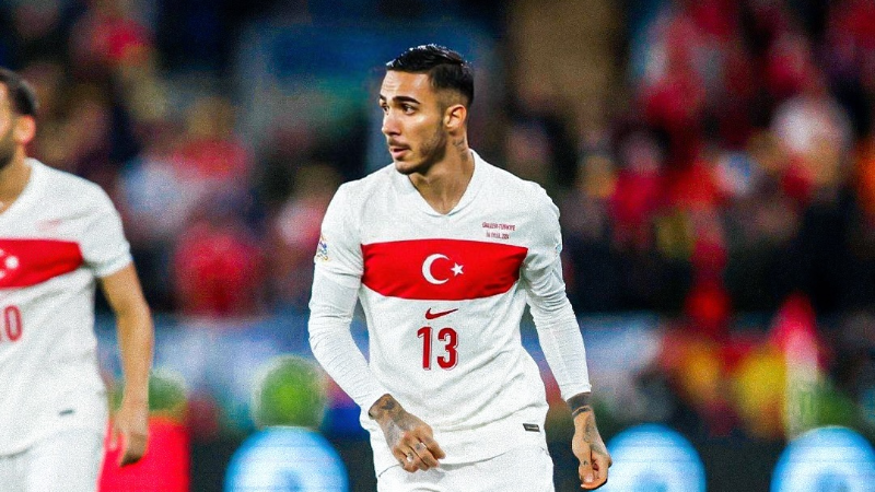 Milli Takım'da Emirhan Topçu aday kadrodan çıkarıldı