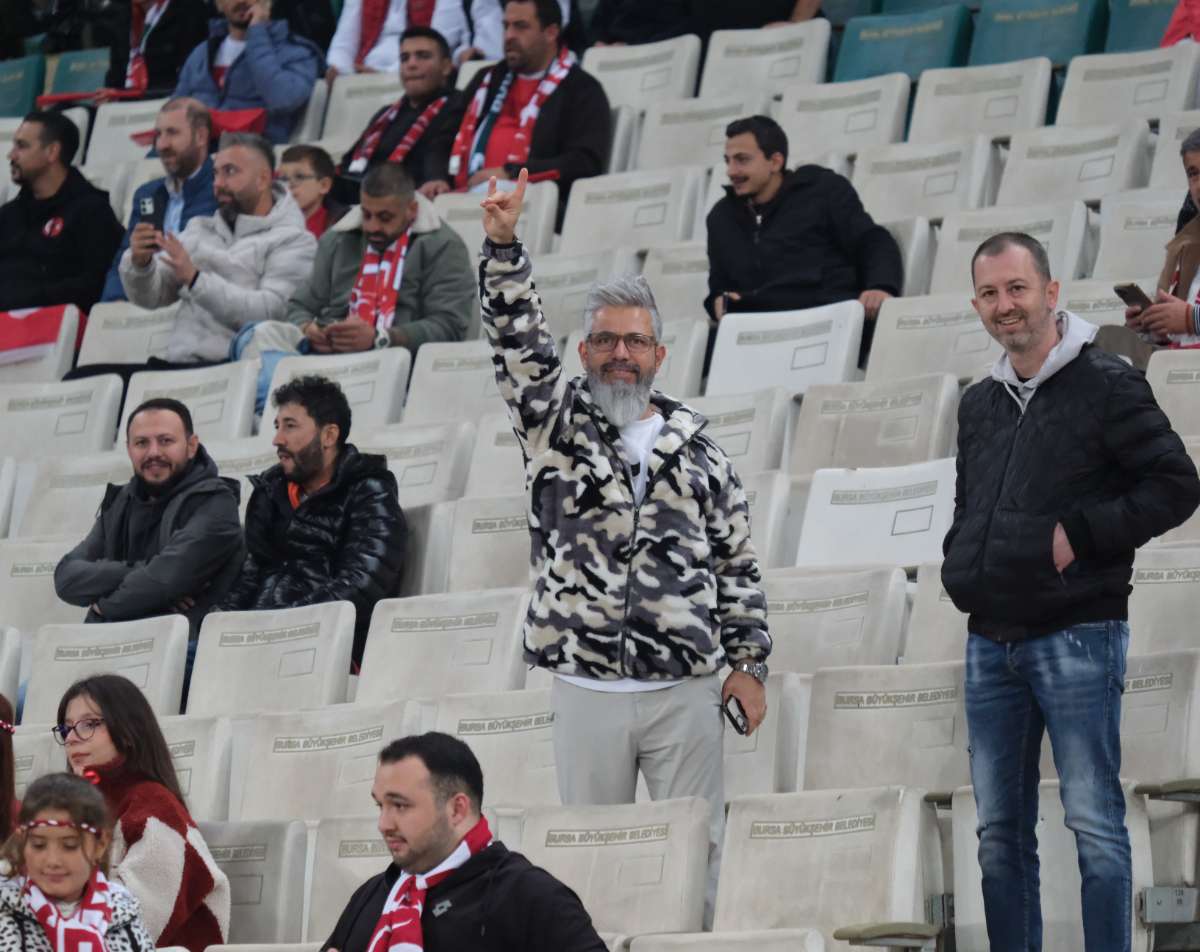 (ÖZEL) Türkiye-Bulgaristan taraftar fotoğrafları