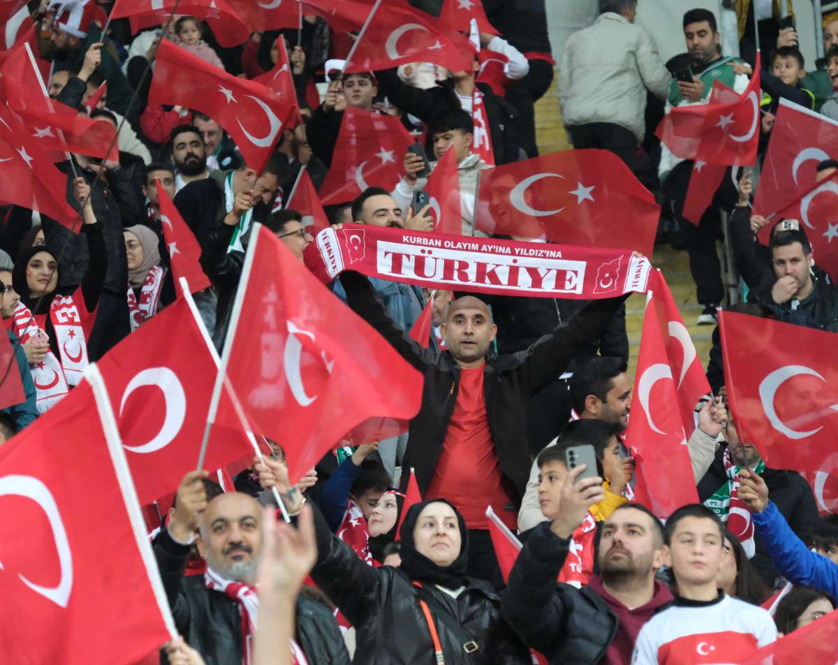 (ÖZEL) Türkiye-Bulgaristan taraftar fotoğrafları