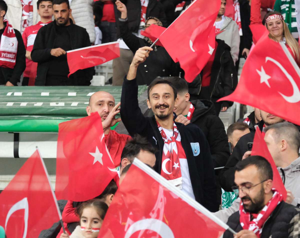 (ÖZEL) Türkiye-Bulgaristan taraftar fotoğrafları