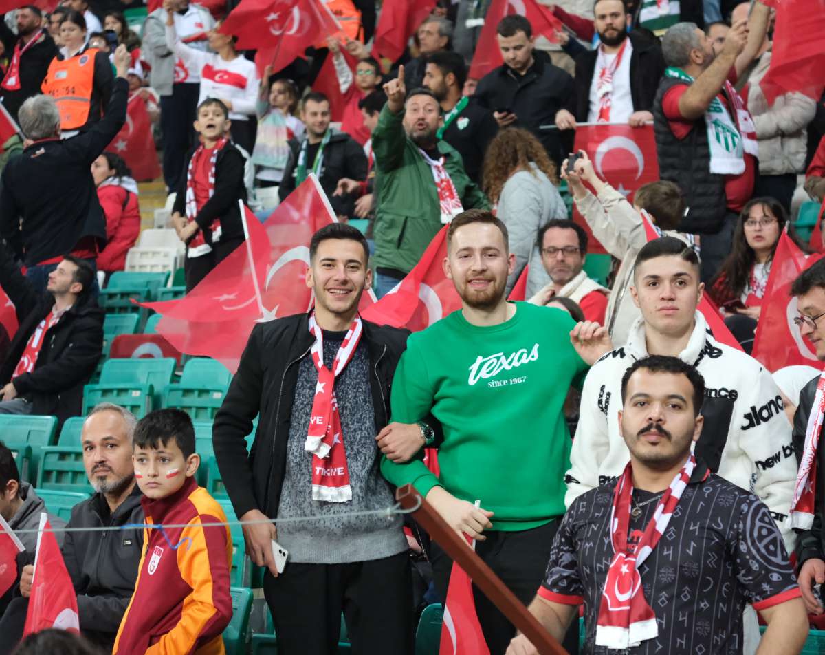 (ÖZEL) Türkiye-Bulgaristan taraftar fotoğrafları
