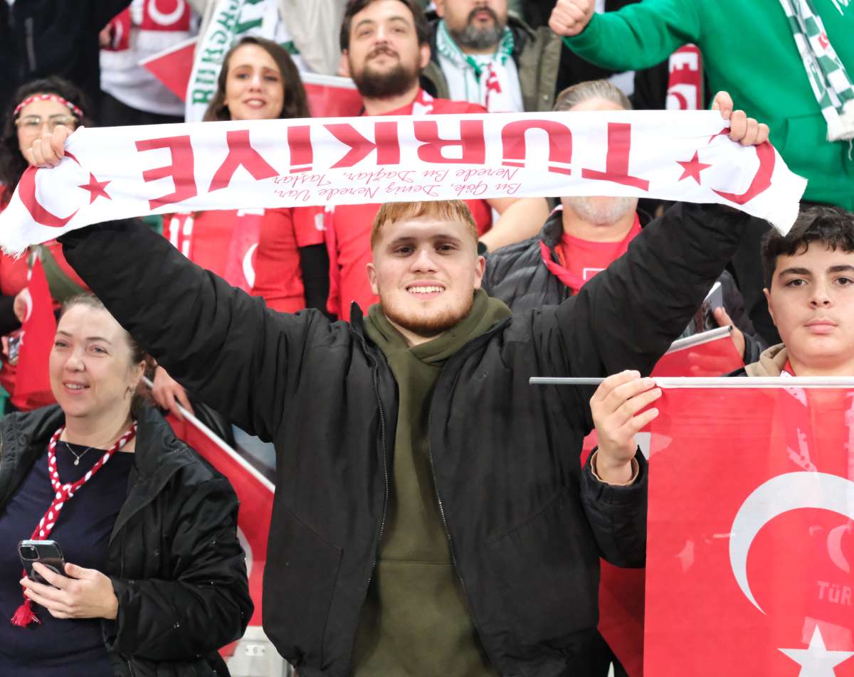 (ÖZEL) Türkiye-Bulgaristan taraftar fotoğrafları