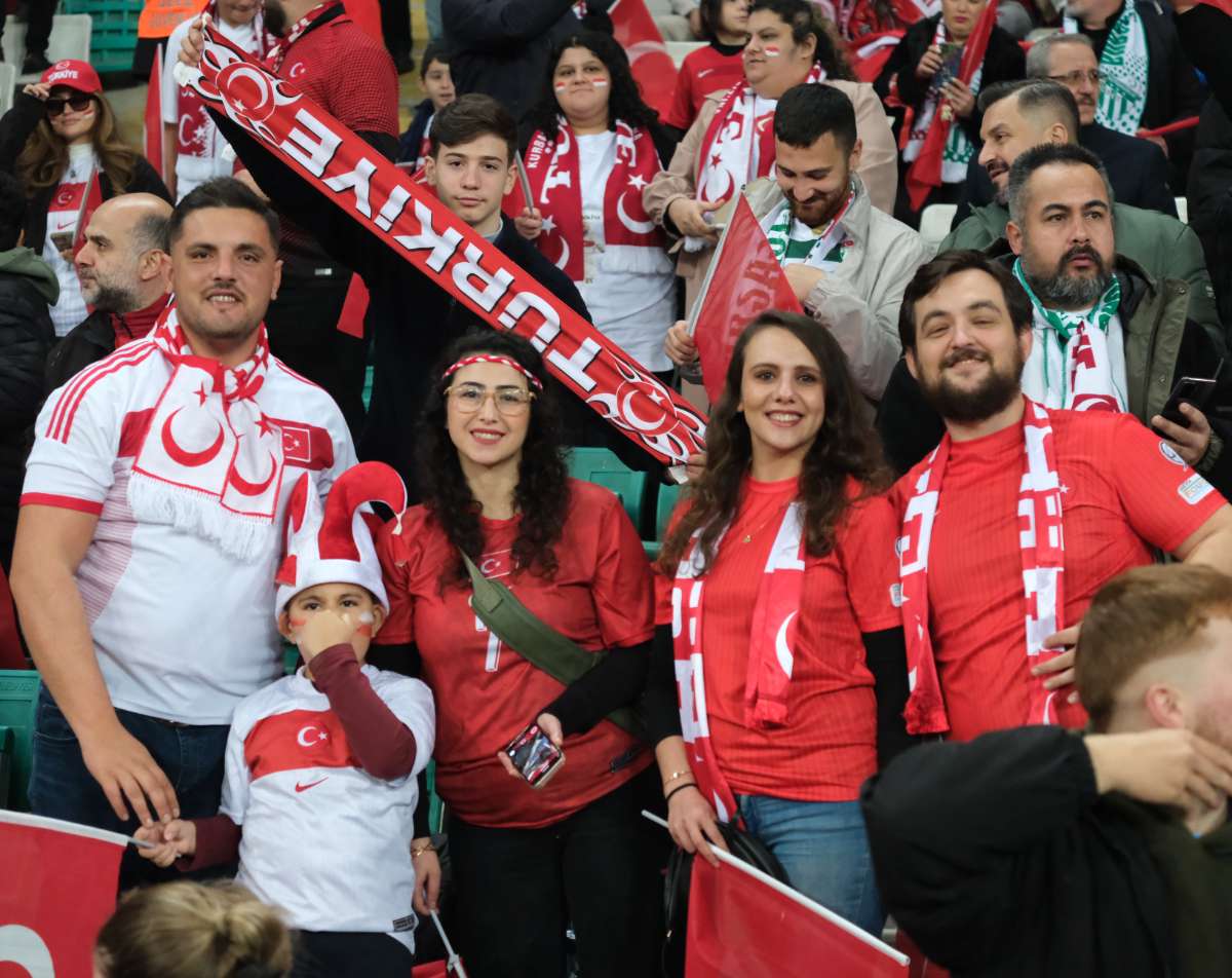 (ÖZEL) Türkiye-Bulgaristan taraftar fotoğrafları