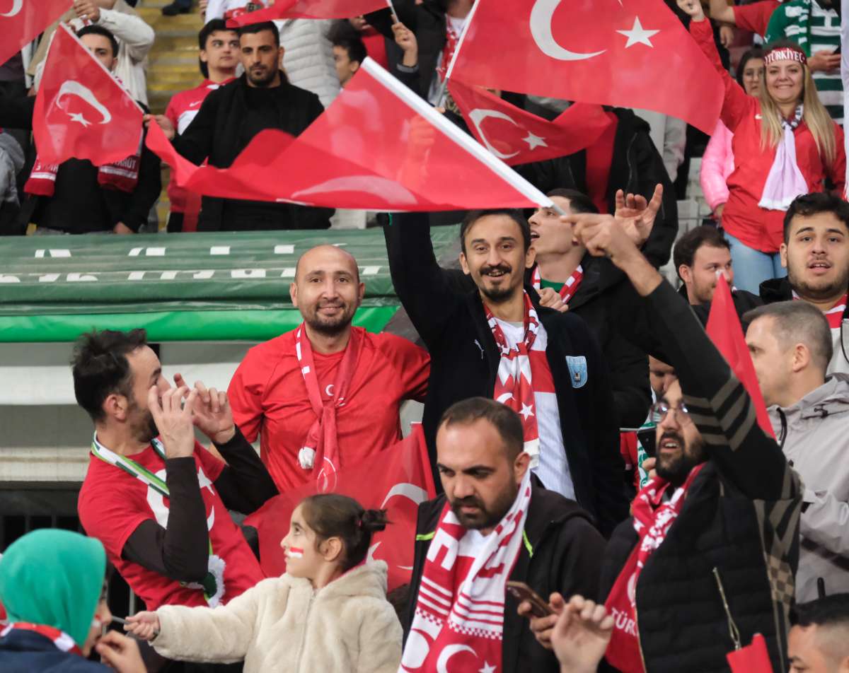 (ÖZEL) Türkiye-Bulgaristan taraftar fotoğrafları