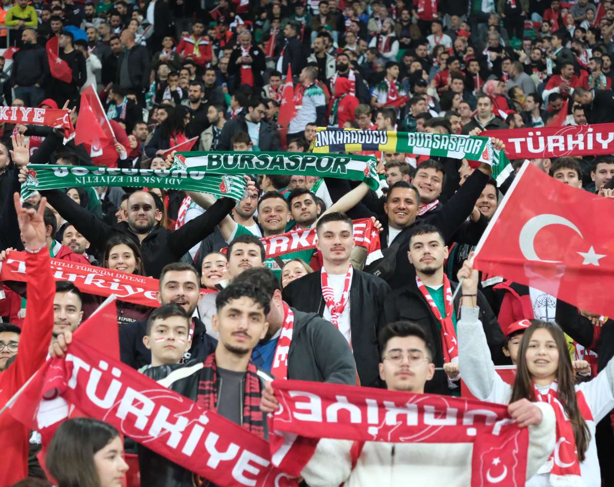 (ÖZEL) Türkiye-Bulgaristan taraftar fotoğrafları