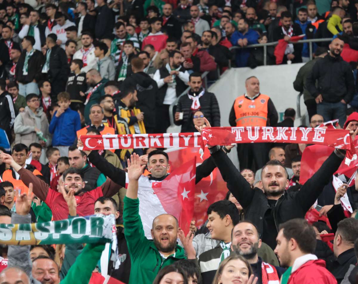 (ÖZEL) Türkiye-Bulgaristan taraftar fotoğrafları