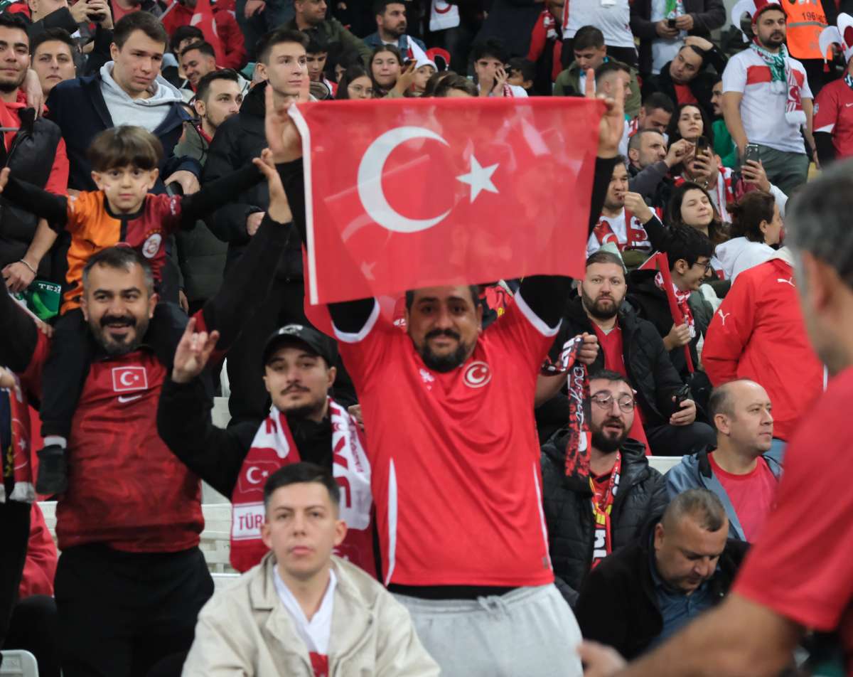 (ÖZEL) Türkiye-Bulgaristan taraftar fotoğrafları