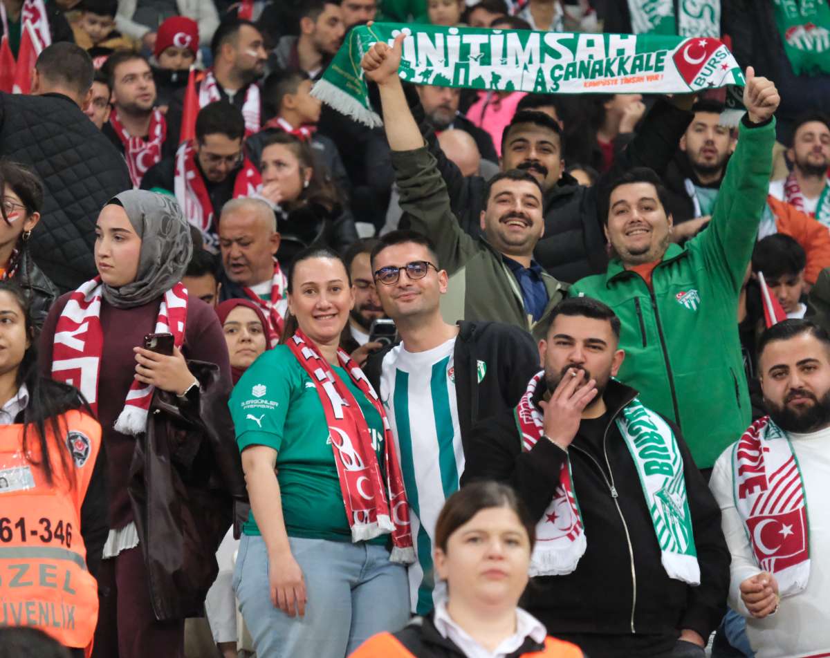 (ÖZEL) Türkiye-Bulgaristan taraftar fotoğrafları