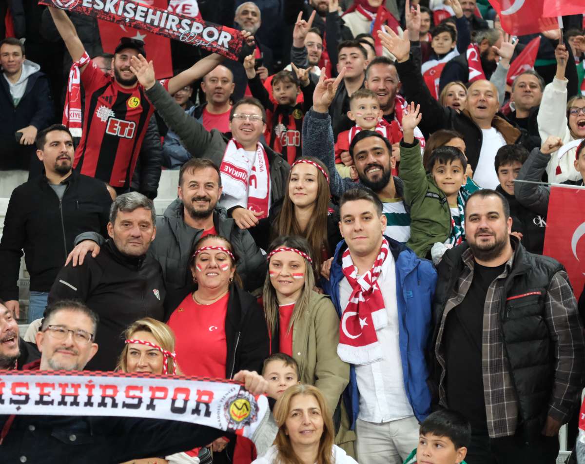 (ÖZEL) Türkiye-Bulgaristan taraftar fotoğrafları