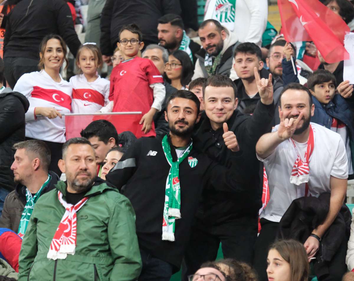 (ÖZEL) Türkiye-Bulgaristan taraftar fotoğrafları