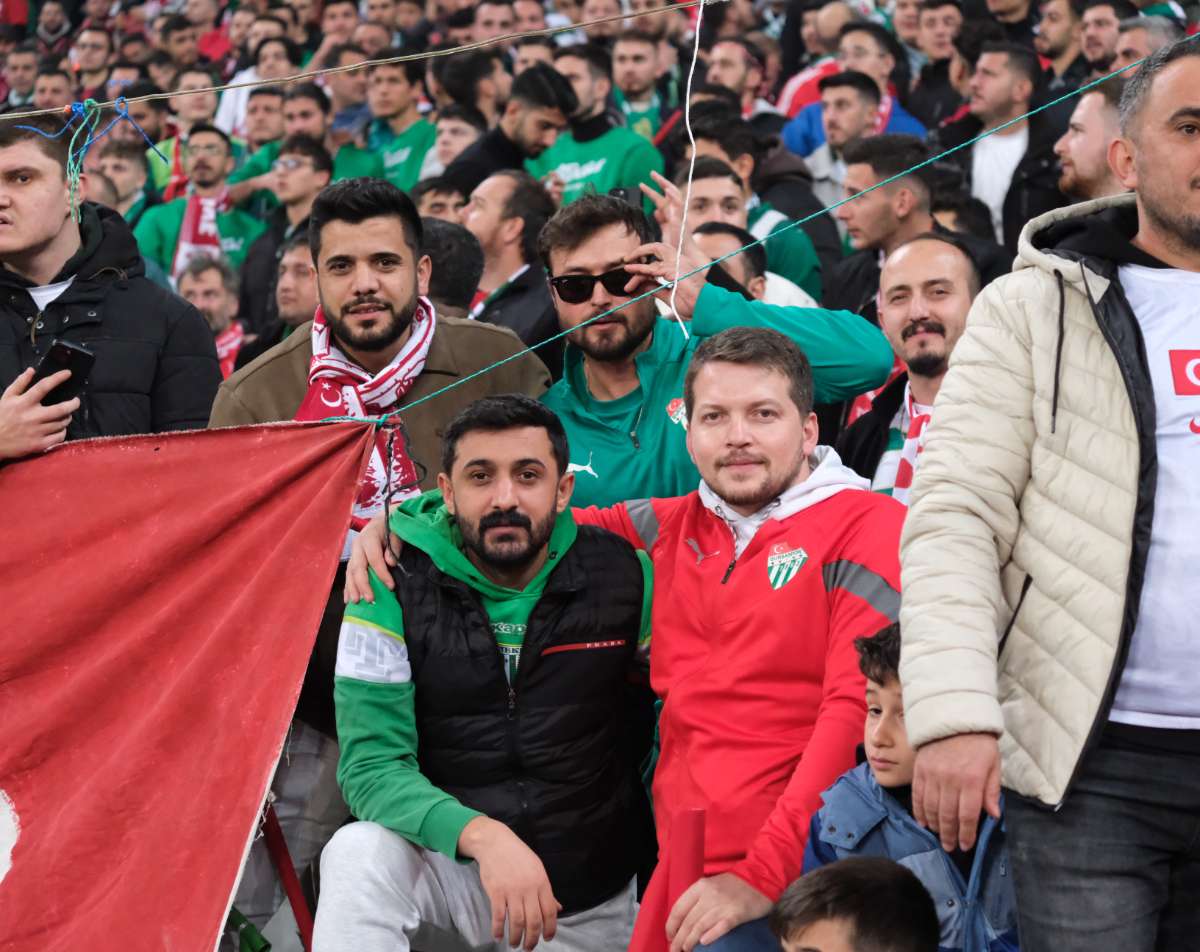 (ÖZEL) Türkiye-Bulgaristan taraftar fotoğrafları