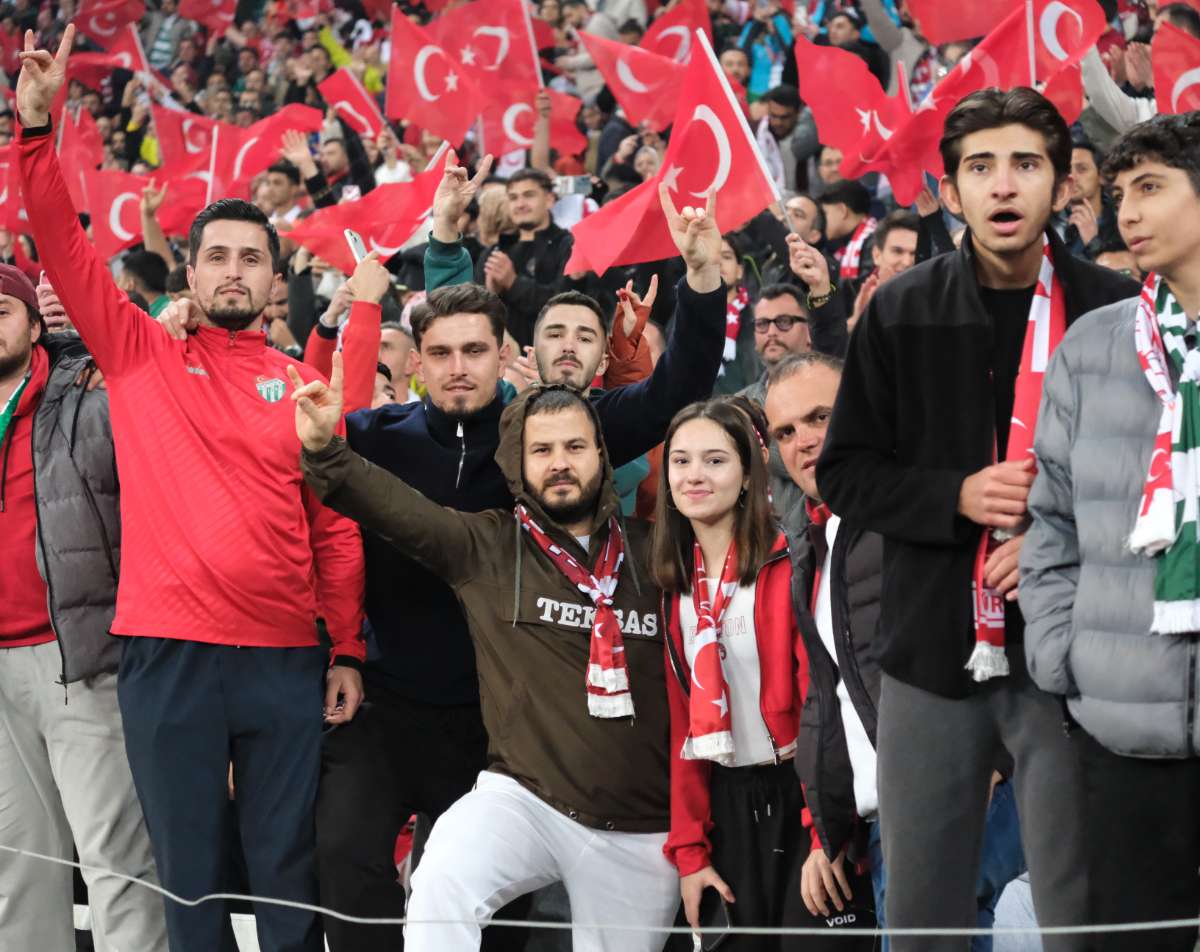 (ÖZEL) Türkiye-Bulgaristan taraftar fotoğrafları