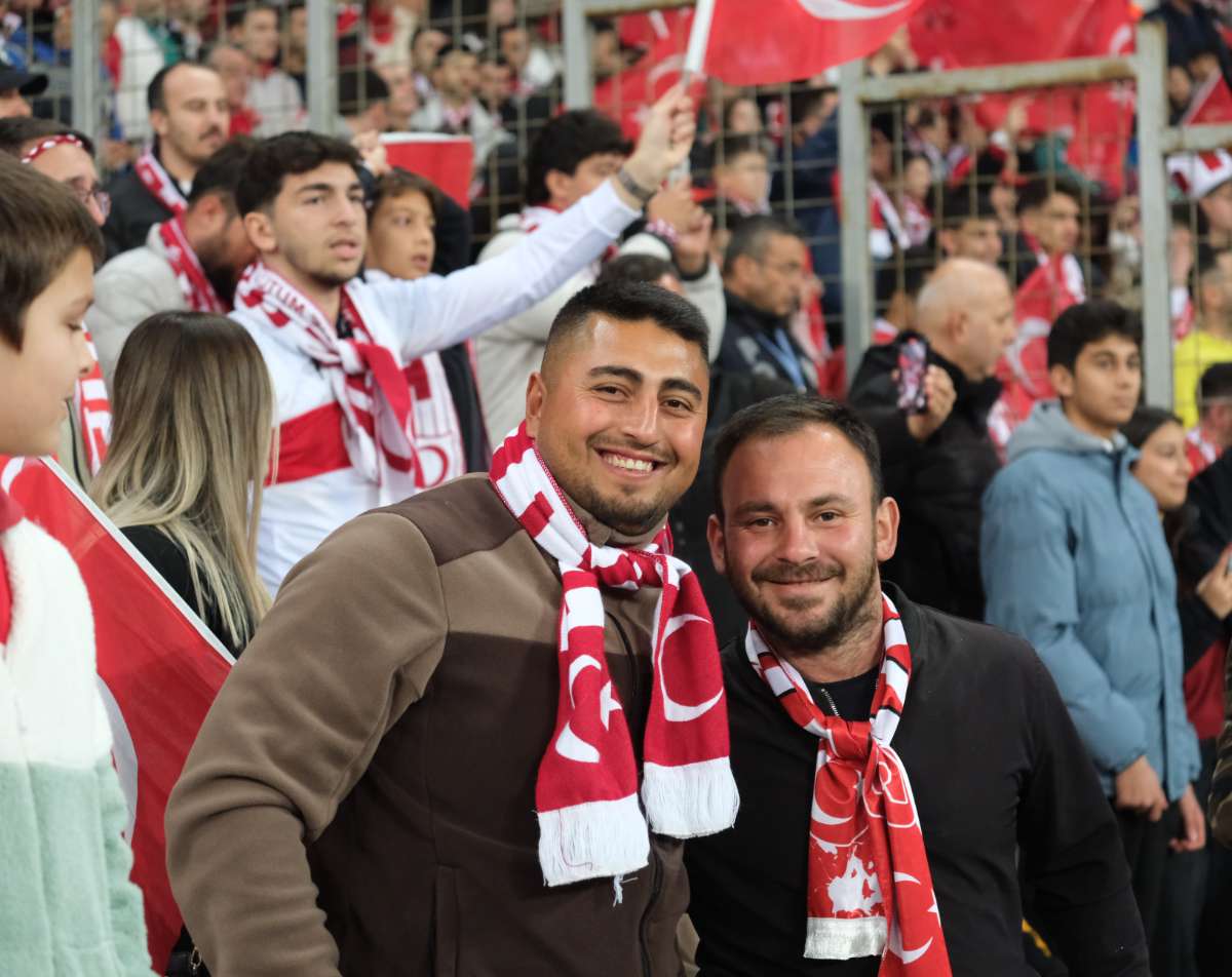 (ÖZEL) Türkiye-Bulgaristan taraftar fotoğrafları