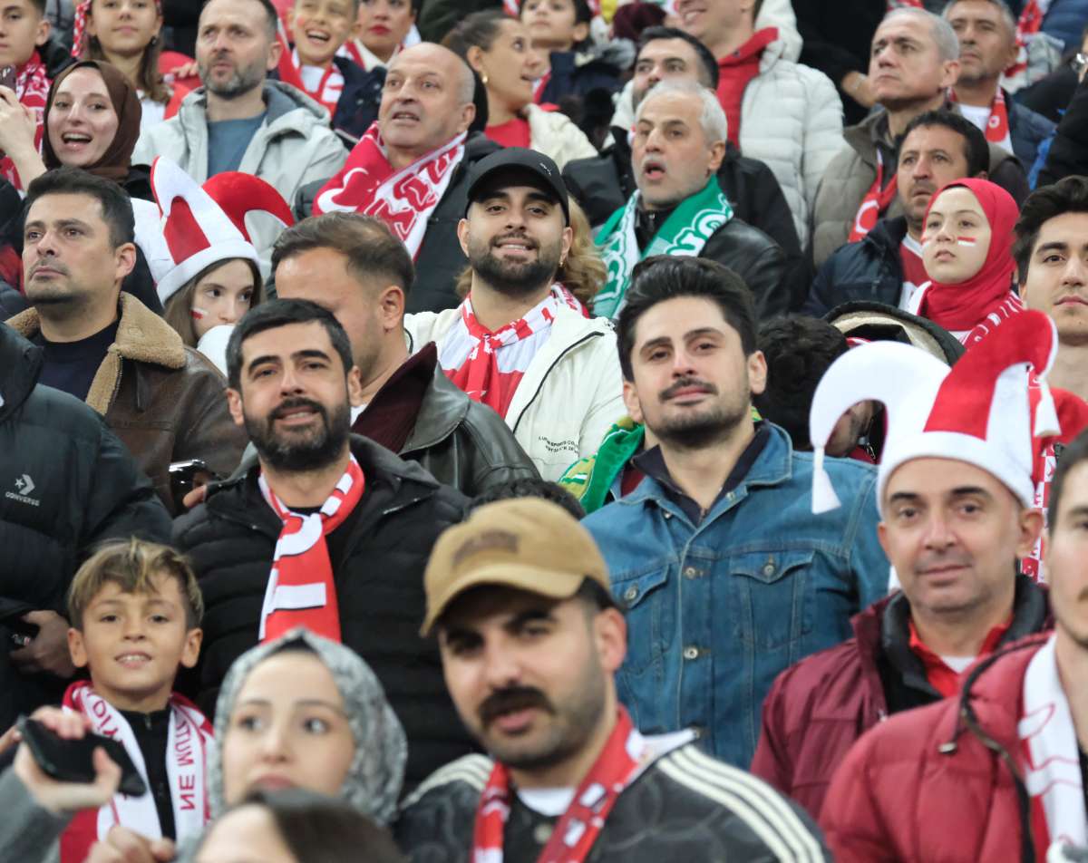 (ÖZEL) Türkiye-Bulgaristan taraftar fotoğrafları