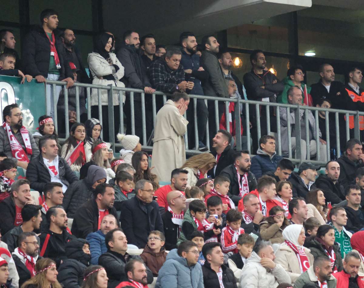 (ÖZEL) Türkiye-Bulgaristan taraftar fotoğrafları