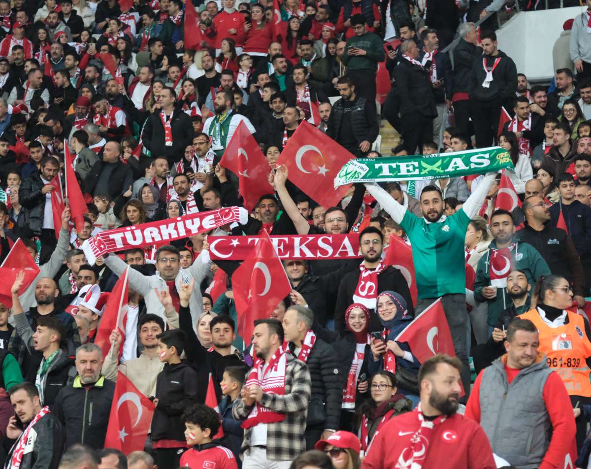 (ÖZEL) Türkiye-Bulgaristan taraftar fotoğrafları