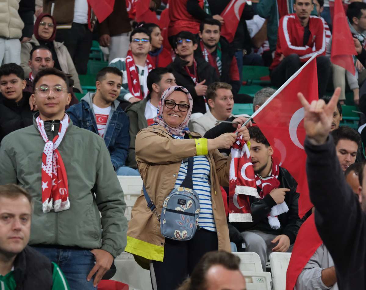 (ÖZEL) Türkiye-Bulgaristan taraftar fotoğrafları