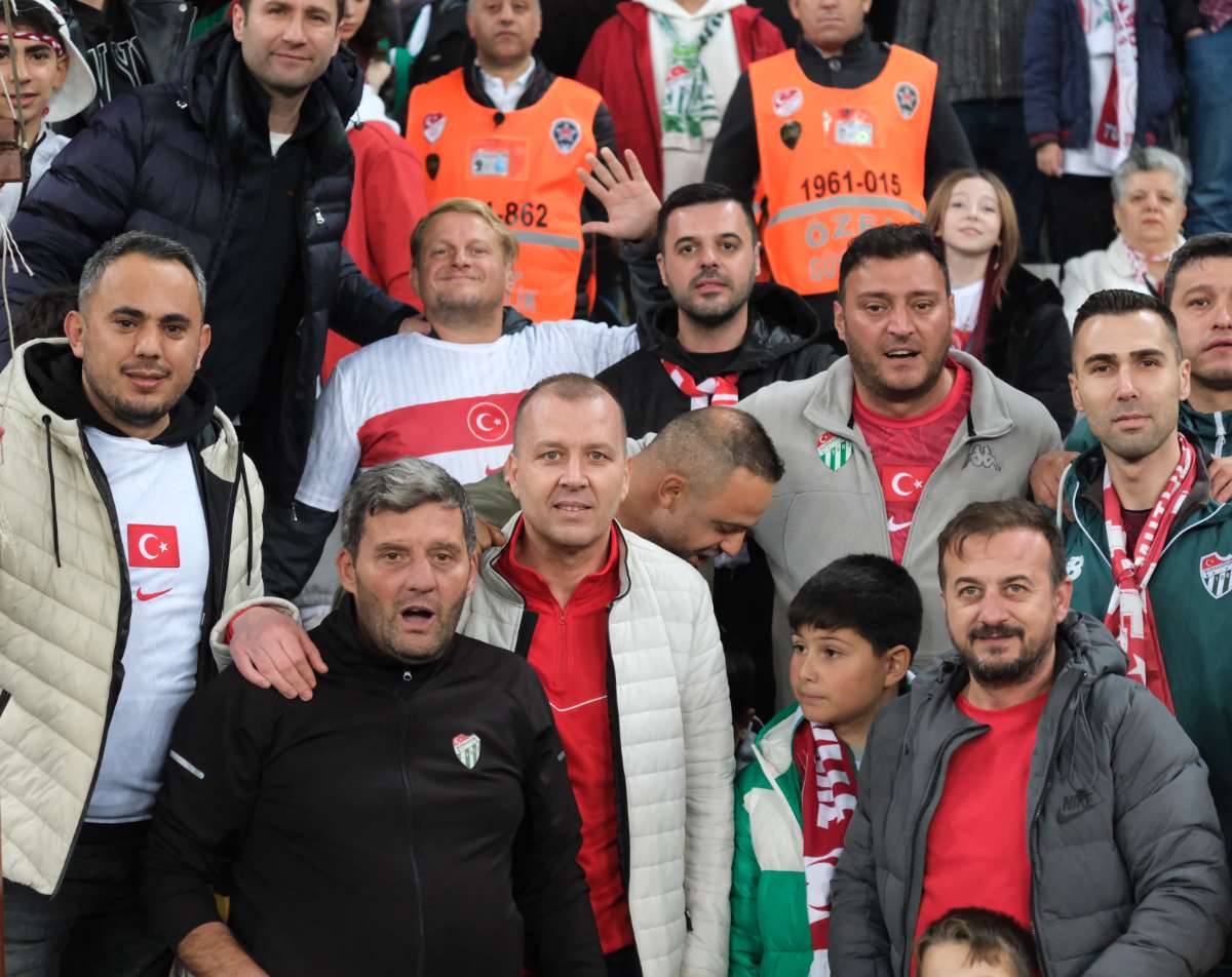 (ÖZEL) Türkiye-Bulgaristan taraftar fotoğrafları