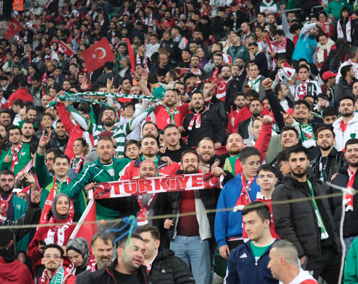 (ÖZEL) Türkiye-Bulgaristan taraftar fotoğrafları
