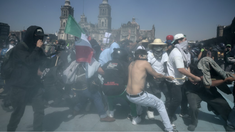 Meksika’da hükümet karşıtı protesto