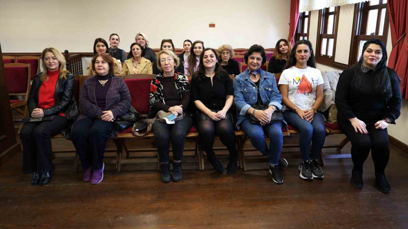 Kadınlar şiddetin türlerini Osmangazi’de öğrendi