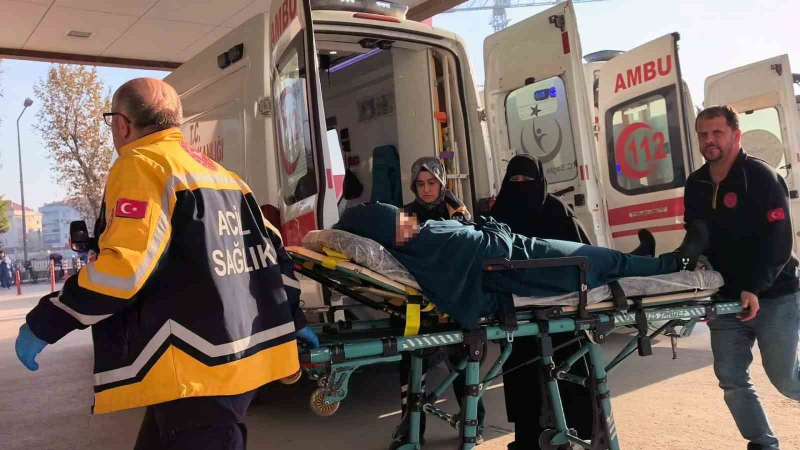 Bir aile yedikleri tavuktan hastanelik oldu