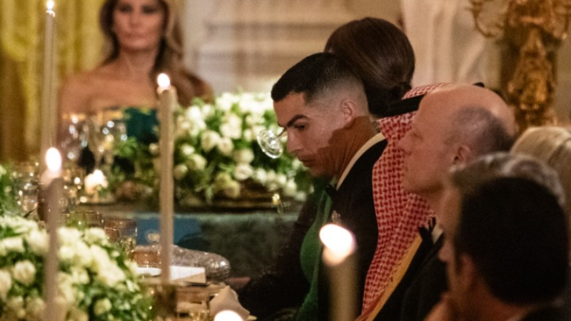 Trump, Suudi Arabistan'ı "NATO dışı önemli müttefik" ilan etti